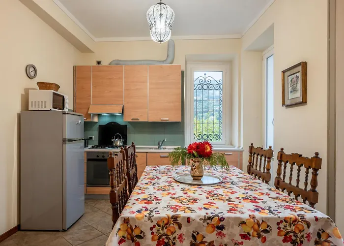 La Silente By Interhome * Στρέσα